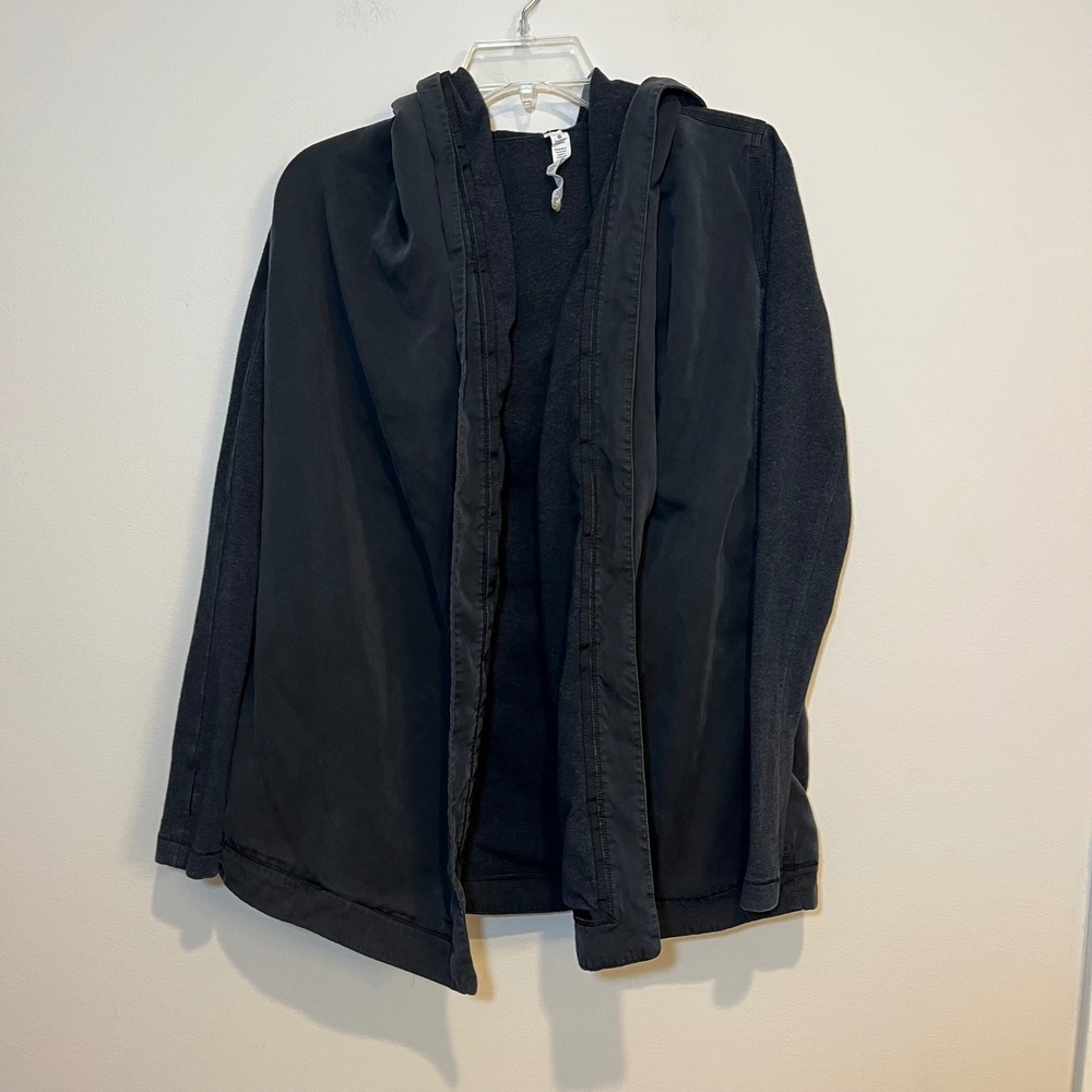 Lululemon Jacket Blissed Out Wrap Open Front Black Organic Cotton Tencel Size‎ 2